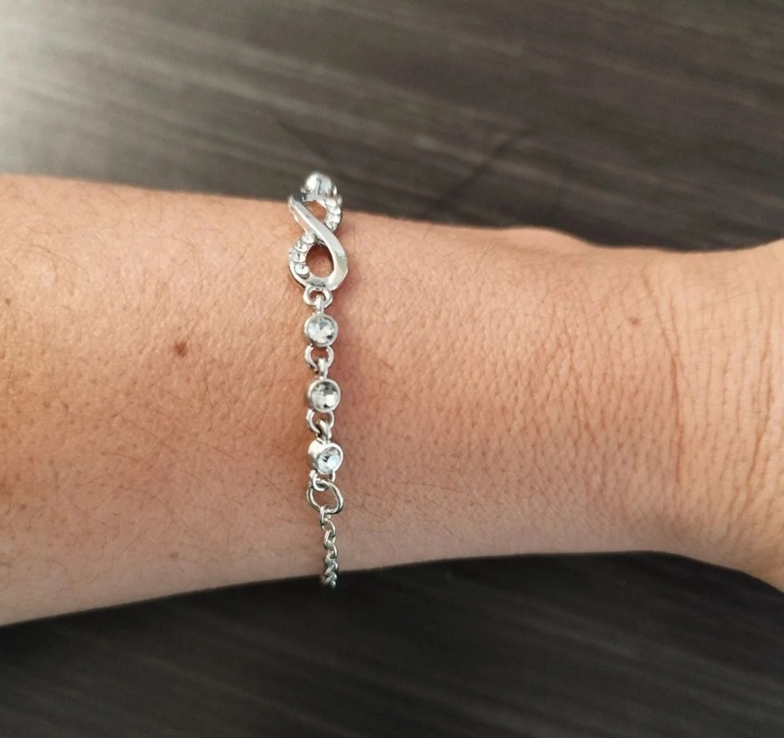 Silver stainless steel infinity bracelet – photo 2